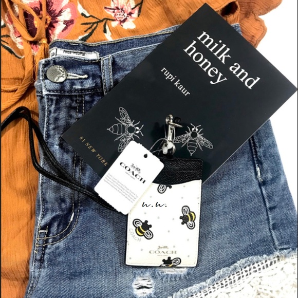 NWT coach bee lanyard ID // reposh - Picture 4 of 5